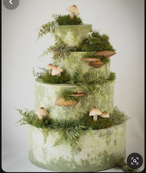 Moss Wedding Cake, Mushroom Wedding Cake, Cottagecore Wedding Cake, Woodsy Wedding Cake, Woodsy Cake, Edible Moss, Tolkien Wedding, Enchanted Forest Cake, Woodland Wedding Bouquet