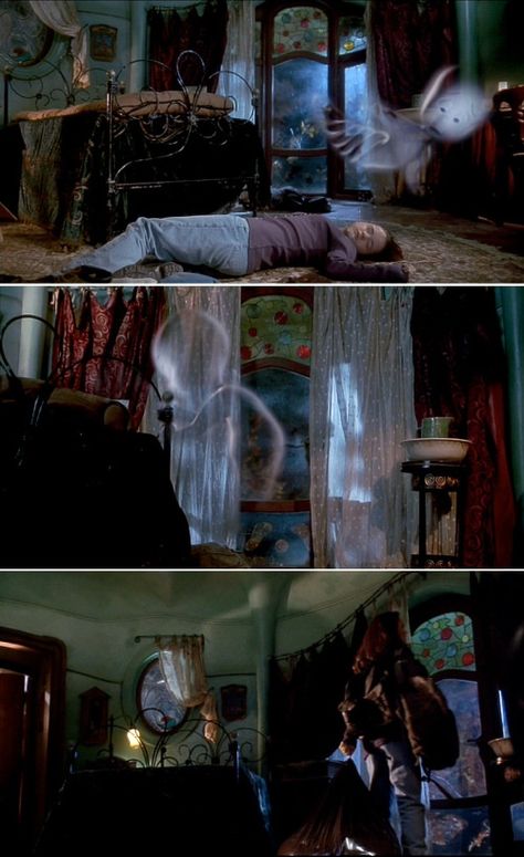 Casper House, Casper Film, Casper 1995, Steampunk Rooms, Movie Bedroom, 1995 Movies, Organic House, Interesting Architecture, Movie Locations