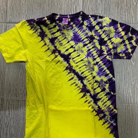 Available in L,M,S,XL 
Also in wholesales and retail also Gara Tie Dye Designs, Tye And Dye Pattern, Tye Dye Ideas, Christmas Tie Dye, Tye Dye Patterns, Tie Dye Patterns Diy, Tye And Dye, Dye Patterns, Dresses African