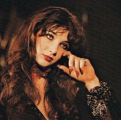 Queen Kate, Kate Bush, Robert Mapplethorpe, Photographie Portrait Inspiration, Patti Smith, I'm With The Band, Mötley Crüe, Amy Winehouse, Pretty Woman