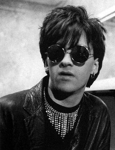 Angie Marr, Johnny Marr, Image Search, We Heart It, Diamond Necklace, Sunglasses, Black