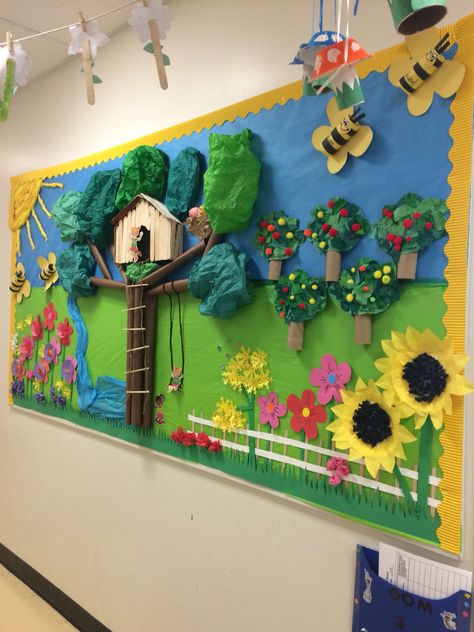 Garden bulletin board Garden Bulletin Board Preschool, Gardening Bulletin Board Ideas, Gardening Bulletin Board Preschool, Garden Bulletin Board Ideas, Garden Bulletin Boards, Paper Mache Tree, School Board Decoration, Preschool Bulletin, Preschool Bulletin Boards