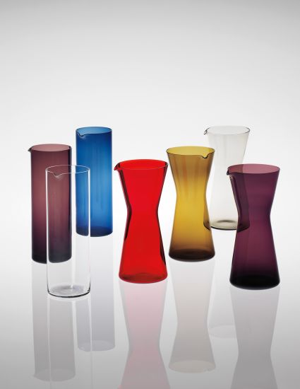 PHILLIPS : UK050313, Kaj Franck, Group of seven carafes Finnish Art, Kaj Franck, Group Of Seven, Glas Art, Finnish Design, Glass Carafe, Coloured Glass, Art Culture, Glass Ceramic