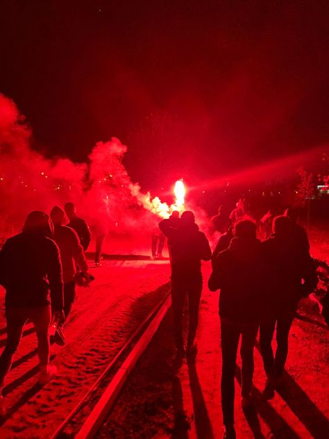 Football Hooligan Aesthetic, Hooligans Aesthetic, Accidental Baroque, Hooligans Football, Football Ultras, Hajduk Split, Red Mask, Red Aesthetic, Snapchat