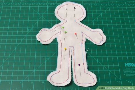 Rag Doll Tutorial, Diy Rag Dolls, Dolls Handmade Diy, Baby Doll Pattern, Cloth Dolls Handmade, Rag Doll Pattern, Rag Dolls Handmade, Doll Sewing, Doll Sewing Patterns