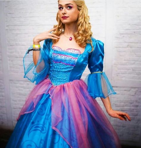 Barbie as Island princess Barbie Island Princess Cosplay, Barbie Movie Costume Diy, Barbie Island Princess Dress, Barbie Movie Cosplay, Barbie Island Princess Costume, Barbie Dresses For Women, Island Princess Dress, Anastasia Princess, Barbie Island Princess