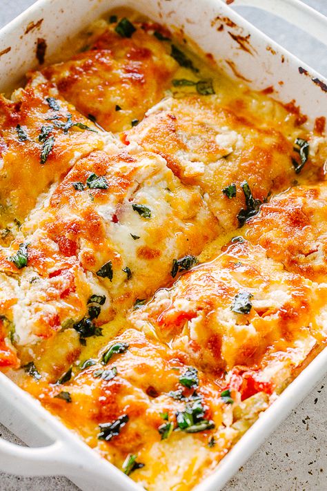 Zucchini Tomato Casserole, Tomato Casserole, Zucchini And Tomatoes, Delicious Vegetarian Dinner, Zucchini Tomato, Baked Zucchini, Zucchini Casserole, Low Carb Casseroles, Baked Tomatoes