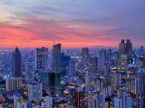 Photo Japon, Phnom Penh City, Tokyo Skyline, Side Table Decor, Plain Wallpaper, Color Accents, Japan Tokyo, Phnom Penh, Dream Design