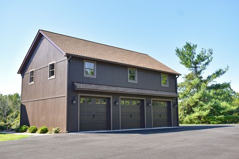 This is not your average pole barn garage! Features include LP siding, a shingle roof, and a full second floor. The garage doors are 9'x8', and the roof pitch is 8/12. Click the link for all of the specs! Shop With Small Apartment, 4 Bay Garage With Apartment Above, Shop With Living Quarters Upstairs, Two Story Pole Barn, Pole Barn Garage With Living Quarters, Garage With Living Quarters Upstairs, Pole Barn With Apartment, Pole Barn With Loft, Barndo House Plans