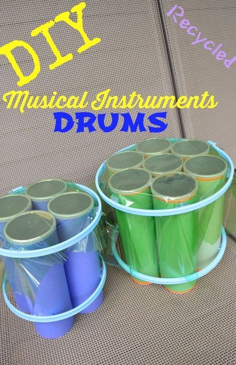 DIY Musical Instruments Drum Set - recycled empty Pringles cans = 1 COOL drum set for kids! Recycled Musical Instruments, Music Crafts Preschool, Instruments Diy, Music Instruments Diy, Diy Drums, Instrument Craft, Homemade Musical Instruments, Nanny Life, Drum Instrument