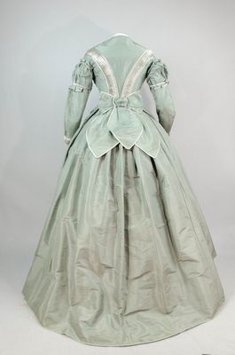 Hms Pinafore, 1800s Dresses, 1860s Fashion, Pale Blue Dresses, 1870s Fashion, Dress Sage, 19th Century Fashion, Vintage Gowns, Silk Taffeta