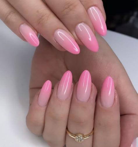 Ombre Gel Nails, Jade Nails, Pink Chrome Nails, Pink Ombre Nails, Spring Nail Designs, Summery Nails, Almond Acrylic Nails, Nails Spring, Pink Nail Designs