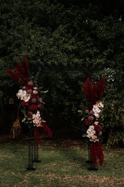 LISA Moody Floral Wedding Arch, Moody City Wedding, Dark Wedding Arch, Moody Wedding Ceremony, Wedding Altar Flowers, Appalachian Gothic, Kate Wedding Dress, Dark Red Wedding, 2026 Wedding