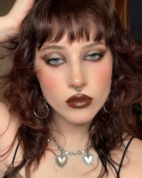 i almost forgot i had these photos 🧸 recreation of a look by @polidjo9 earrings necklace and septum from regal rose (code: OATMILK15… | Instagram Tarot Makeup, Reindeer Makeup, Warm Tone Makeup, Vertical Labret, Regal Rose, Monochrome Makeup, Funky Makeup, Alt Makeup, Bronze Makeup