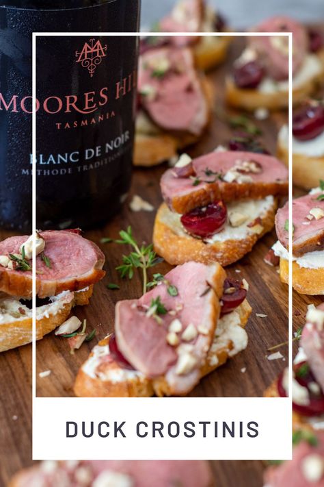 These duck crostinis are the perfect bite/canape to enjoy over the festive period or simply any other time you want something tasty #crostini #duckcrostini #duckbites #howtocookduck @another_food_blogger Smoked Duck Appetizer, Duck Appetizer Recipes, Duck Canapes Ideas, Duck Confit Appetizers, How To Cook Duck, Cake Sandwiches, Meat Cheese Platters, Roasted Duck Recipes, Nye 2024