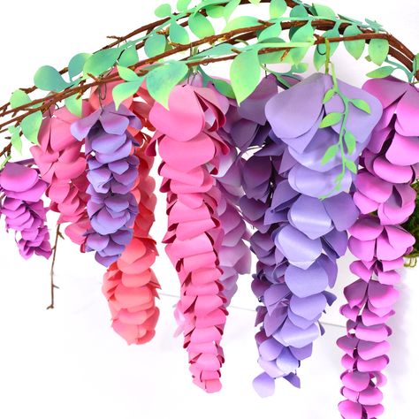 Paper Wisteria, Paper Flower Wreaths, One Step Beyond, Rose Tutorial, Handmade Paper Crafts, How To Make Paper Flowers, Paper Flower Bouquet, Giant Paper Flowers, Giant Flowers