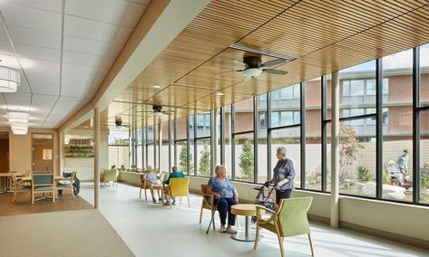 Putting the Resident First: Concepts for Understanding How to Design Memory Care Facilities | Medical Construction and Design Assisted Living Design, Care Home Interior, Elderly Care Center, Reading Room Design, Senior Living Interior Design, Senior Living Design, Psychologist Office, Senior Living Facilities, Respite Care