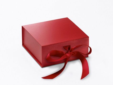 Luxury Retail Packaging, Bridal Gift Box, Box Hampers, Soap Gifts, Chocolate Boxes, Magnetic Gift Box, Legend Wallpaper, Red Gift Box, Gift Box Birthday