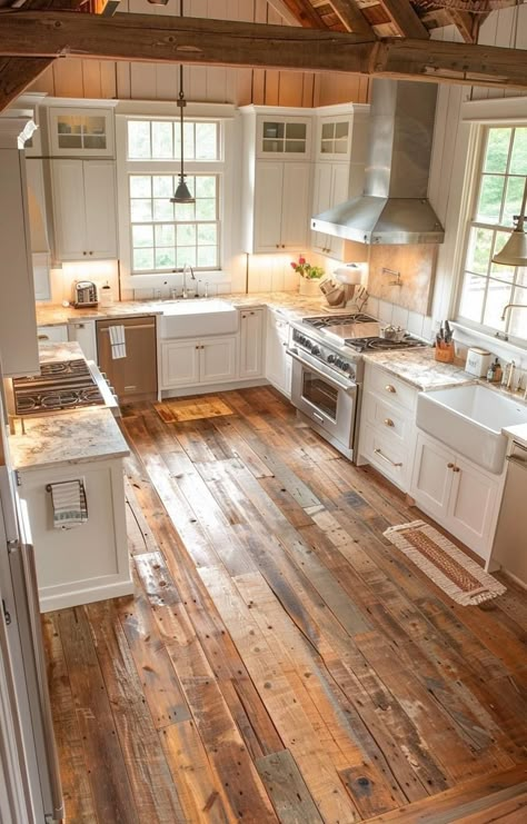 Simple Kitchen Design, Barn Style House Plans, Casa Vintage, Cabin Kitchens, Farmhouse Kitchen Design, Kitchen Farmhouse, Barn Style House, Simple Kitchen, Kitchen Redo