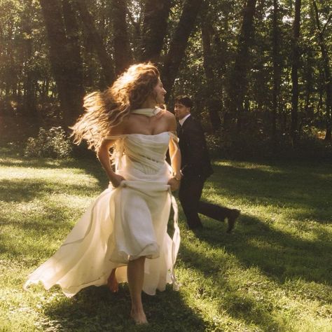 Brooke Bush and Grey Epps' Wedding Website Bush Wedding, My Wedding Dress, Capture Moments, Wedding Photography Styles, Wedding Mood Board, Photo Couple, Wedding Mood, Dreamy Wedding, Wedding Photo Inspiration