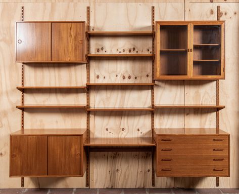 Listed on VNTG.com: Midcentury Danish wall system in teak by Kai Kristiansen for FM, 1960s | #vntg #vintage Wall Storage Unit, Kai Kristiansen, Bookshelves In Living Room, Wall Systems, Century Furniture, Mid Century Furniture, Wall Unit, Teak, Furniture Design