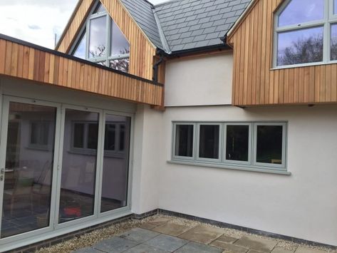 Agate Grey Bifold Doors, Light Grey Aluminium Windows, Agate Grey Windows With Render, French Grey Windows, Bungalow Windows Exterior, Pebble Grey Windows, Green Windows Exterior, Grey Windows Exterior, Light Grey Windows