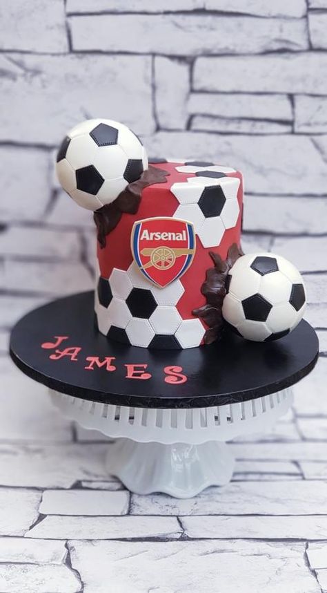 A football/soccer themed cake by Lynette Brandl Soccer Themed Cake, Football Themed Cakes, Soccer Birthday Cakes, Sports Themed Cakes, Football Birthday Cake, Chocolate Hazelnut Cake, Soccer Design, Soccer Cake, Sport Cakes