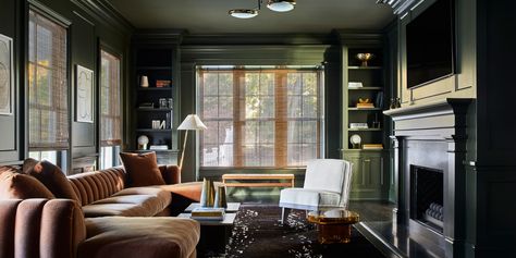 Dark Moody Living Room, Fine Paints Of Europe, Moody Living Room, All White Room, U Shaped Couch, Living Room White, White Rooms, Living Room Inspo, Interior Inspo