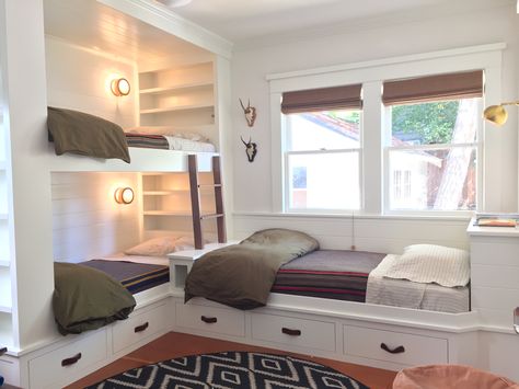 Double Bunk Beds Built In Small Room, Built In Bunk Beds For 3, Bedroom For Triplets, Small Room With 3 Beds Ideas, 3 Person Shared Bedroom, Tripple Decker Bed Design, 3beds In One Small Room, 3 Beds In Small Room, Triple Bunk Beds With Storage