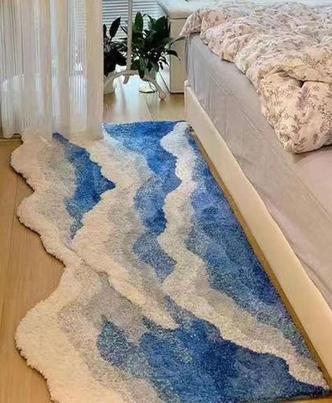 Fluffy Wave Rug Bedroom Bed Rug, Washable Rug, Children's Room Non-Slip Plush Rug,Modern Rug Soft and thick: The bathroom carpet is made of high-quality fluffy flocked microfiber, breathable and odor-free, and the surf design is so soft and skin friendly that you will feel as if you are stepping on a comfortable cloud, and your body will feel completely relaxed Ocean Room Decor, Beach Room Decor, Organizator Grafic, Ocean Room, Beachy Room, Beach Room, Cute Bedroom Decor, Hus Inspiration, Cozy Room Decor