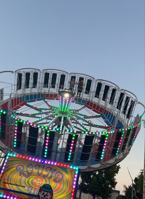 la county fair County Fair Aesthetic, La County Fair, Fair Aesthetic, Country Fair, County Fair, Zero Gravity, Gravity, Door Decorations, Carnival