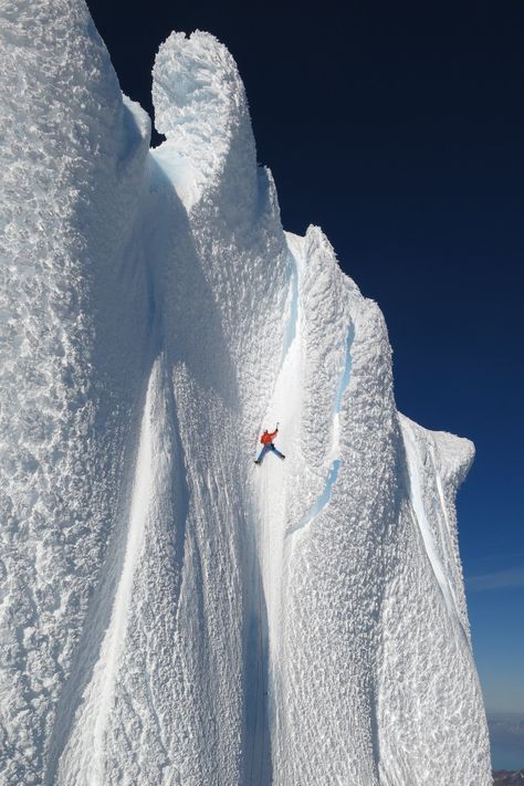 The most perfect mountain on earth...... :: SuperTopo Rock Climbing Discussion Topic - page 2 Climbing Art, Monte Everest, Mountaineering Climbing, Extreme Adventure, Bungee Jumping, Ice Climbing, Ulsan, Kitesurfing, Mountain Climbing