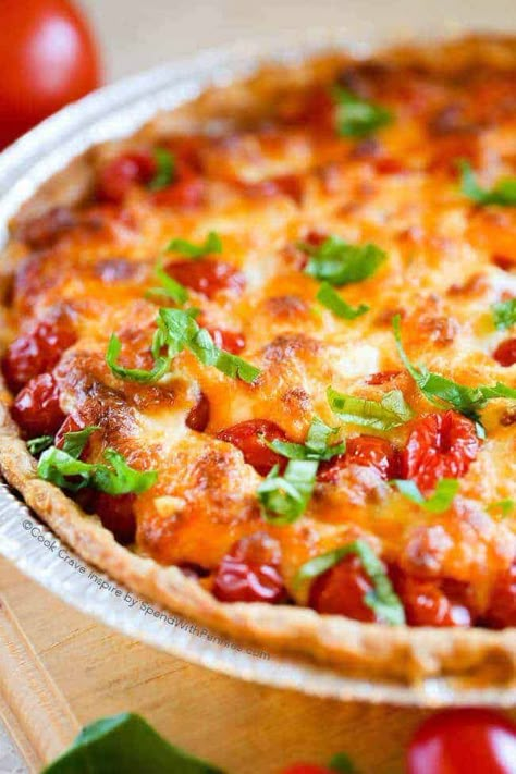 Tomato Pie Recipe, Dinner Pies, Cherry Tomato Recipes, Tomato Dishes, Fresh Tomato Recipes, Savory Dinner, Spend With Pennies, Tomato Pie, Savory Pie