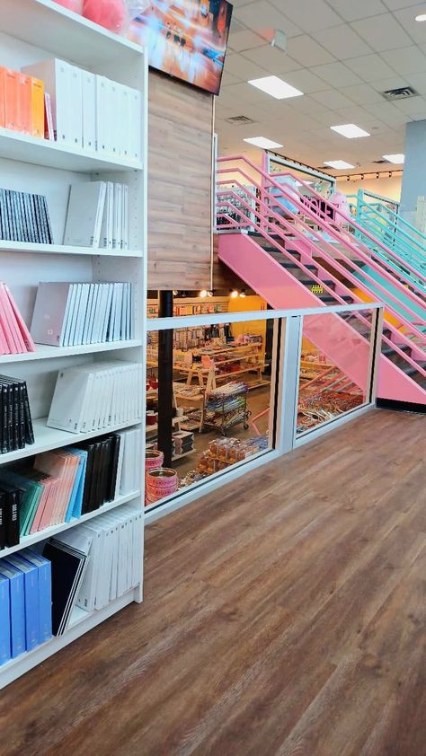 Kpop Store Design, Kpop Store Aesthetic, Kpop Store, Kpop Shop, Tea Cafe, Diy Business, Store Design, Violet, Room Decor