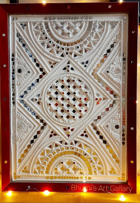 Design made with geometrical Motifs  and mirror perfectly for home decor Lippan Art In Square Shape, Square Lippan Art, Lippin Art, Mud And Mirror Work, Mud Mirror Art, Lippan Kaam, Mud Art, Lipan Art, Painted Fashion