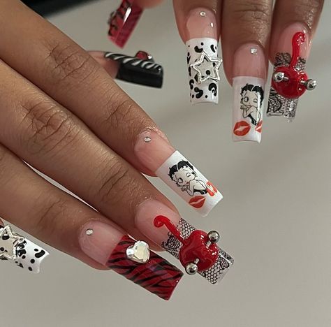 Betty Boop Christmas Nails, Ldr Nails, Betty Boop Nails Designs, Betty Boop Nails, Red Acrylic Nails, Diy Acrylic Nails, Edgy Nails, Y2k Nails, Really Cute Nails