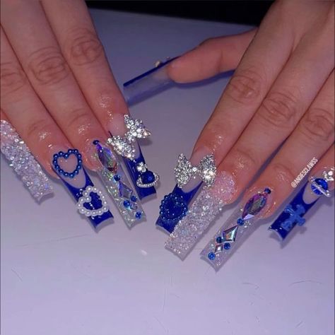 Blue Nail Designs Birthday, Wedding Nails Blue And Silver, Blue Long Nails Acrylic, Dark Blue Nails With Gems, Dark Blue Birthday Nails, Dark Blue Quince Nails, Quince Nails Blue, Blue Bling Nails Rhinestones, Royal Blue Quinceanera Makeup