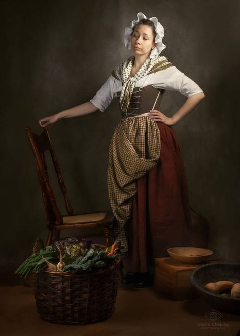 Colonial Outfit For Women, Commoner Outfit, 1700s Women, 1700 Womens Fashion, Victorian Commoner Clothing, 1700 Aesthetic, 1700s Fashion Poor, 18th Century Lower Class Fashion, 18th Century Peasant Dress