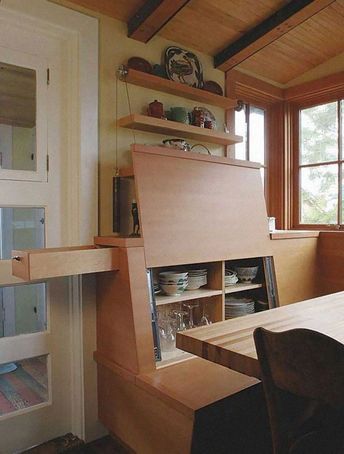 Glassware Cabinet, Diy Tiny House Plans, Bus Interior, Tiny House Storage, Diy Tiny House, Bench Diy, Tiny House Kitchen, House Design Kitchen, Tiny House Interior