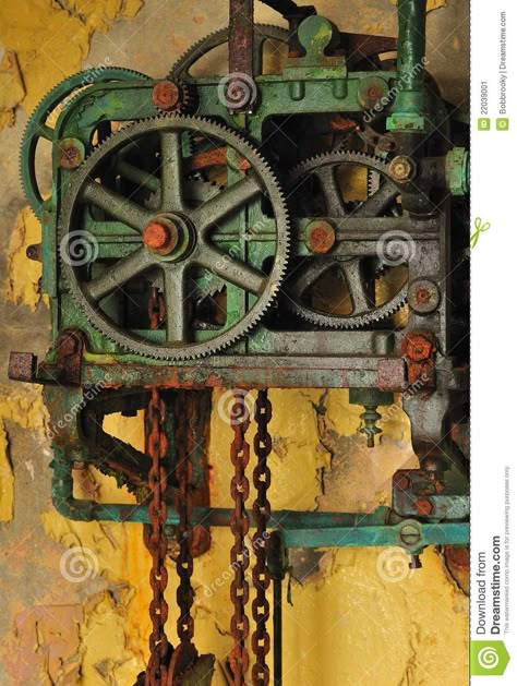 Related image Steampunk House, Mechanical Art, Industrial Architecture, Steampunk Design, Rusty Metal, Steampunk Art, Industrial Art, Mechanical Design, Prop Design