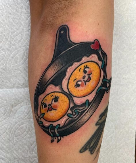 Foodie Tattoos on Instagram: “Food tattoo by @jenn_matthews #foodtattoo #foodtattoos #foodietattoo #foodietattoos #eggtattoo” Sunny Side Up Egg Tattoo, Funny Food Tattoos, Potato Tattoo, Food Tattoo, Traditional Tattoo Inspiration, Flash Ideas, Medieval Tattoo, Food Tattoos, Eye Illustration