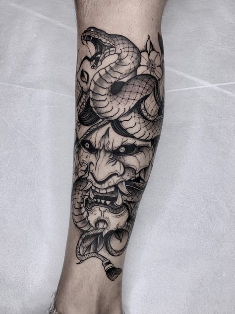 Hannya x snake Hannya Maske Tattoo, Egyptian Eye Tattoos, Oni Mask Tattoo, Oni Tattoo, Half Sleeve Tattoos Forearm, Hannya Mask Tattoo, Hannya Mask, Dragon Sleeve Tattoos, Snake Tattoo Design