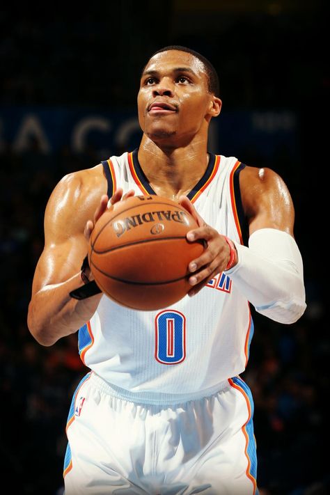 Since returning to the lineup, @russwest44 has scored 21 or more pts, including 28 tonight in the @okcthunder win Westbrook Okc, Oscar Robertson, Nba Tv, Okc Thunder, Russell Westbrook, Nba Stars, Different Sports, Sports Images, Best Fan