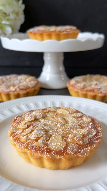 Creme Brulee Cake, Almond Tart Recipe, Finger Food Recipes For Toddlers, Baking Weights, Mini Tart Recipes, Eggless Desserts, Tart Filling, Mini Tart, Pastry Tart