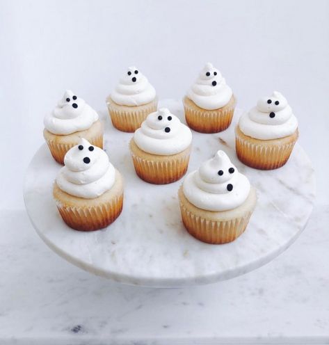 40+ Halloween Cupcake Ideas : White Ghosties Ghost Cupcakes Cake, Cupcake Ideas Halloween, Cupcake Flavor Ideas, Mason Jar Cheesecake, Mini Cupcake Recipes, Halloween Cupcake Ideas, Cupcakes Halloween, Ghost Cupcakes, Cupcake Pictures