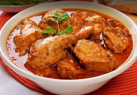 NATIONAL CURRIED CHICKEN DAY - January 12, 2022 - National Today Chicken Korma Recipe, Kari Ayam, Korma Recipe, Ways To Cook Chicken, Chicken Korma, Curry Spices, Curry Dishes, Curry Chicken Recipes, Chicken Curry