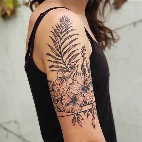 Tropical Tattoo Ideas, Tattoos Hibiscus, Tropical Flower Tattoo, Tropisches Tattoo, Hibiscus Flower Tattoo, Tropical Flower Tattoos, Hawaiian Flower Tattoos, Hibiscus Flower Tattoos, Tropical Tattoo