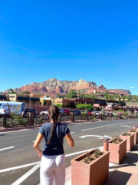 sedona pic inspo #sedona #arizona #summer #picinspo #arizonaaesthetic #instastory Sedona Instagram Pictures, Sedona Arizona Picture Ideas, Summer In Arizona, Arizona Picture Ideas Instagram, Arizona Summer Aesthetic, Tuscon Arizona Aesthetic, Scottsdale Arizona Aesthetic, Arizona Instagram Pictures, Sedona Arizona Aesthetic