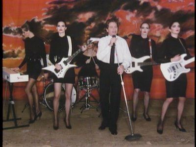 Halloween Karaoke, Love Costume, Misheard Lyrics, Robert Palmer, Addicted To Love, Great Halloween Costumes, 80s Pop, Scantily Clad, Song Lyric