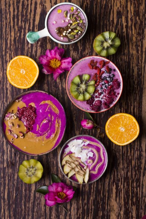 Pink dragon fruit smoothie bowls Fruit Layer Cake, Dragon Fruit Bowl, Fruit Smoothie Bowl, Dragon Fruit Smoothie Bowl, Coconut Caramel Sauce, Witch Recipes, Pink Dragon Fruit, Edible Rose Petals, Smoothie Breakfast